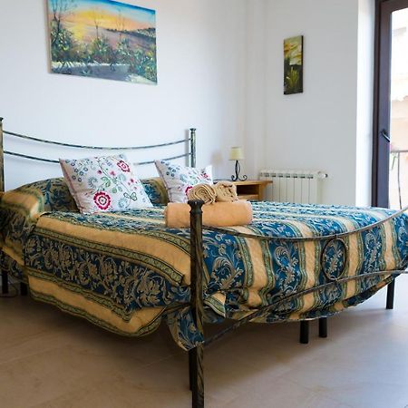تاورمينا B&B La Casa Gialla المظهر الخارجي الصورة