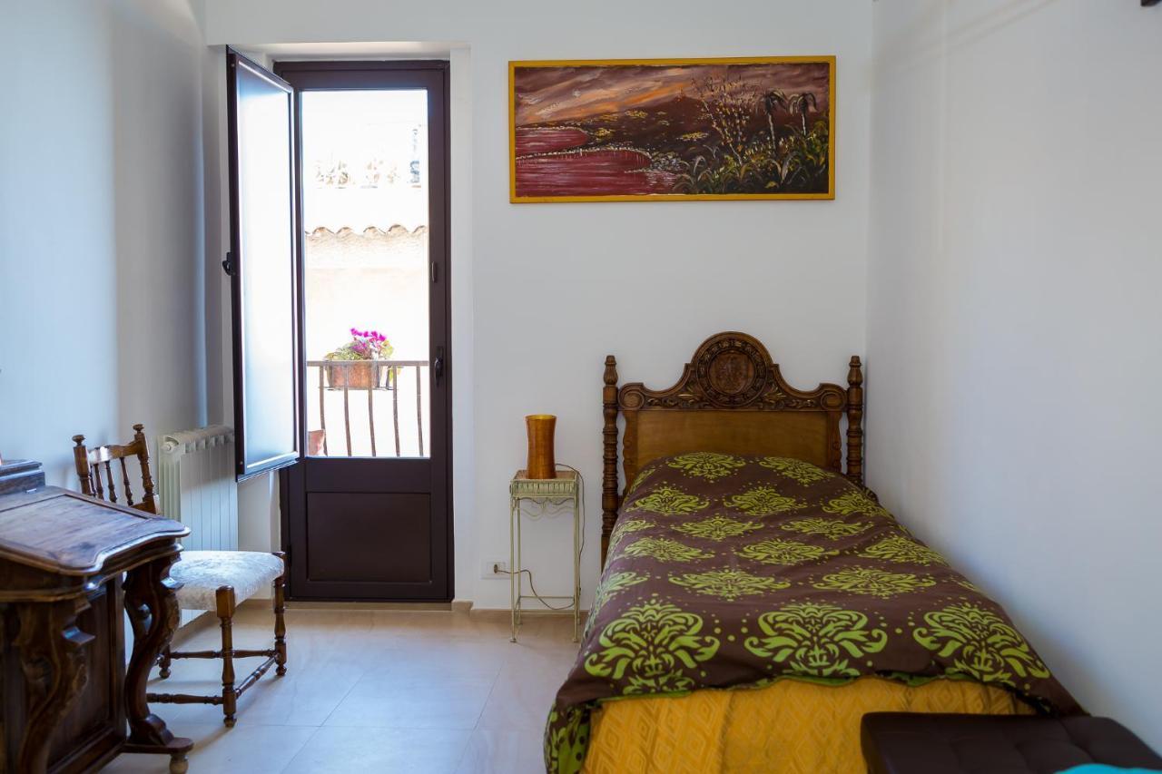 تاورمينا B&B La Casa Gialla المظهر الخارجي الصورة